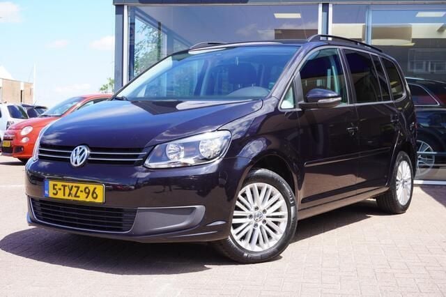 Zwart Gebruikt 2014 VW Touran Edition MPV | € 9.995 (Eerlijke prijs) - Afbeelding 1/4