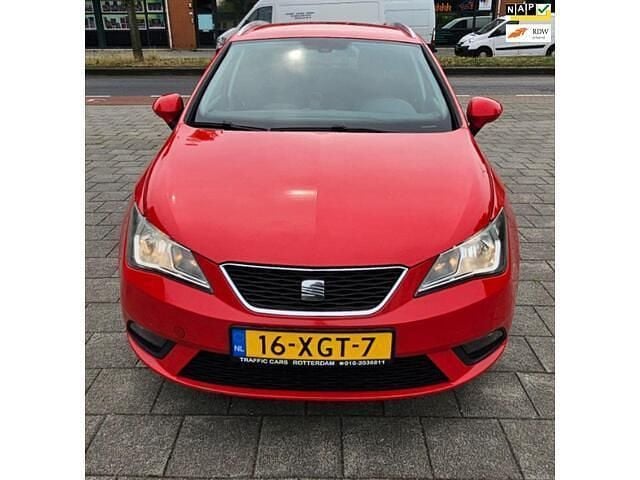 Rood Gebruikt 2012 Seat Ibiza ST Style Stationwagen | € 5.799 (Eerlijke prijs) - Afbeelding 1/4