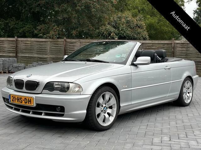 Grijs Gebruikt 2001 BMW 320 Executive Cabriolet | € 6.195 - Afbeelding 1/4