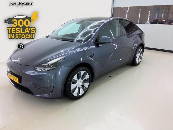 Grijs Occasion 2021 Tesla Model Y Long Range AWD SUV | € 33.900 (Eerlijke prijs) - Afbeelding 1/4