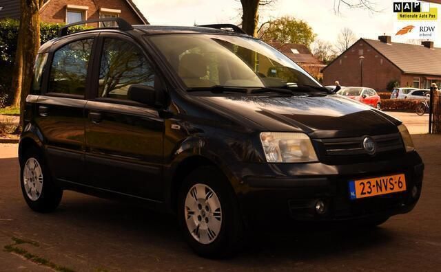 Zwart Gebruikt 2004 Fiat Panda Dynamic Hatchback | € 1.450 (Eerlijke prijs) - Afbeelding 1/4