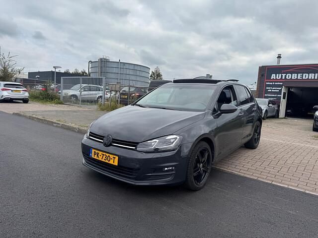 Grijs Occasion 2013 VW Golf VII Hatchback | € 8.450 (Iets duurder) - Afbeelding 1/4