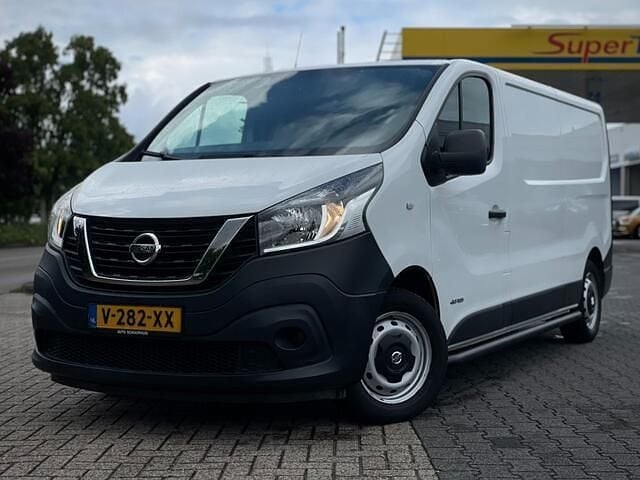 Wit Gebruikt 2019 Nissan NV300 Van | € 10.950 (Goede deal) - Afbeelding 1/4