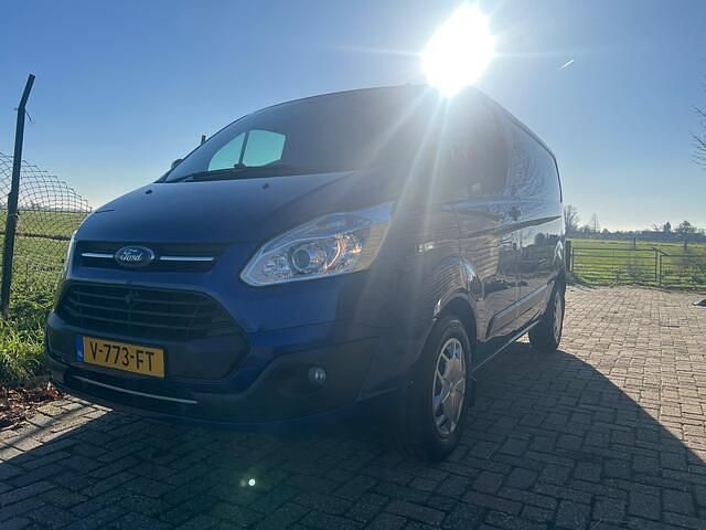 Blauw Gebruikt 2017 Ford Transit Custom Trend Van | € 13.745 (Super prijs) - Afbeelding 1/4