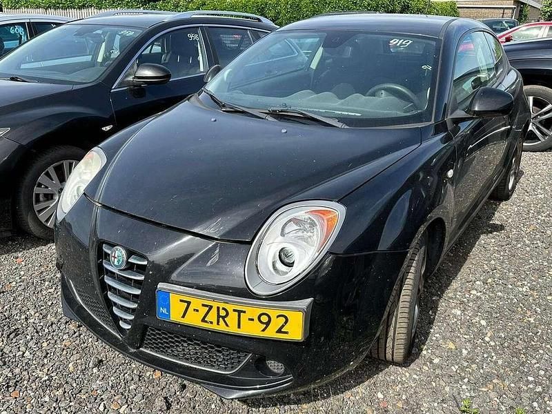 Zwart Gebruikt 2009 Alfa Romeo MiTo Hatchback | € 1.999 - Afbeelding 1/3