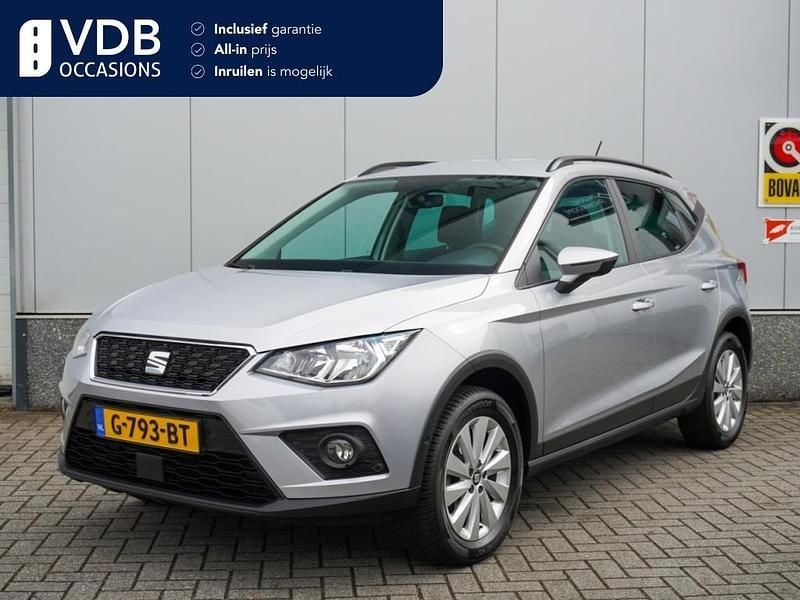 Grijs Gebruikt 2019 Seat Arona Style SUV | € 14.480 (Goede deal) - Afbeelding 1/4