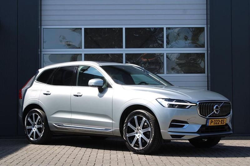 Grijs Occasion 2019 Volvo XC60 Inscription SUV | € 27.950 (Eerlijke prijs) - Afbeelding 1/4