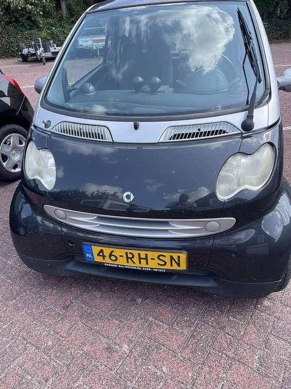 Grijs Gebruikt 2005 Smart ForTwo Coupé Passion Coupé | € 950 (Super prijs) - Afbeelding 1/4