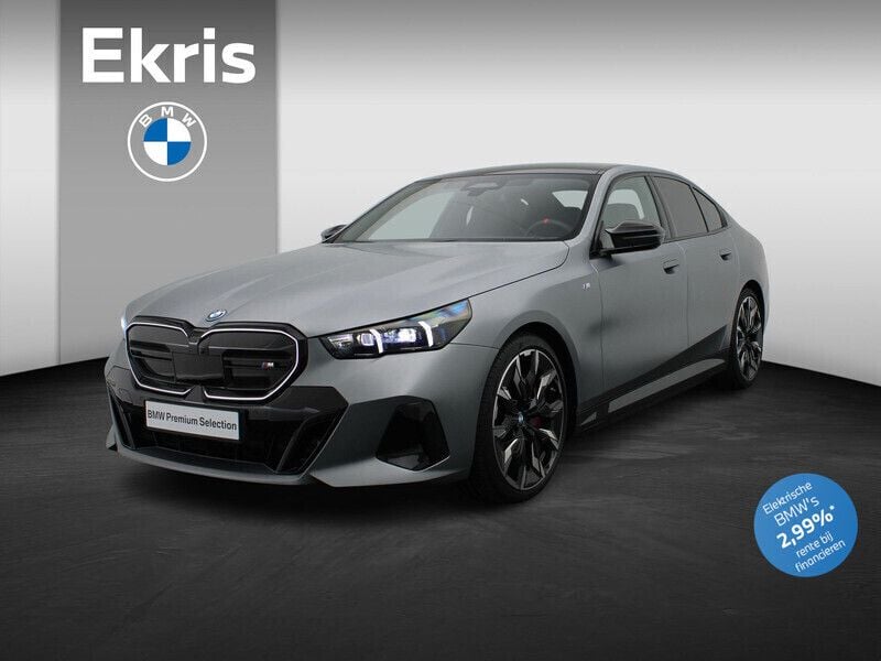 Grijs Gebruikt 2024 BMW i5 M Sport Sedan | € 83.900 - Afbeelding 1/4