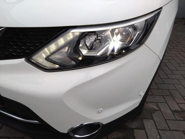 Occasion Nissan Qashqai 360º 115 PK (84 kW) 2014 Wit (metallic) SUV