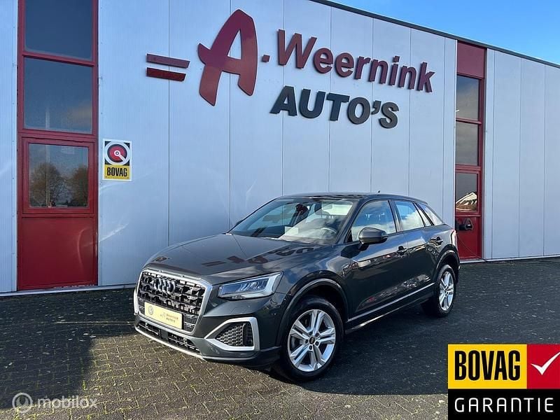 Grijs Gebruikt 2022 Audi Q2 Advanced SUV | € 26.750 (Goede deal) - Afbeelding 1/4
