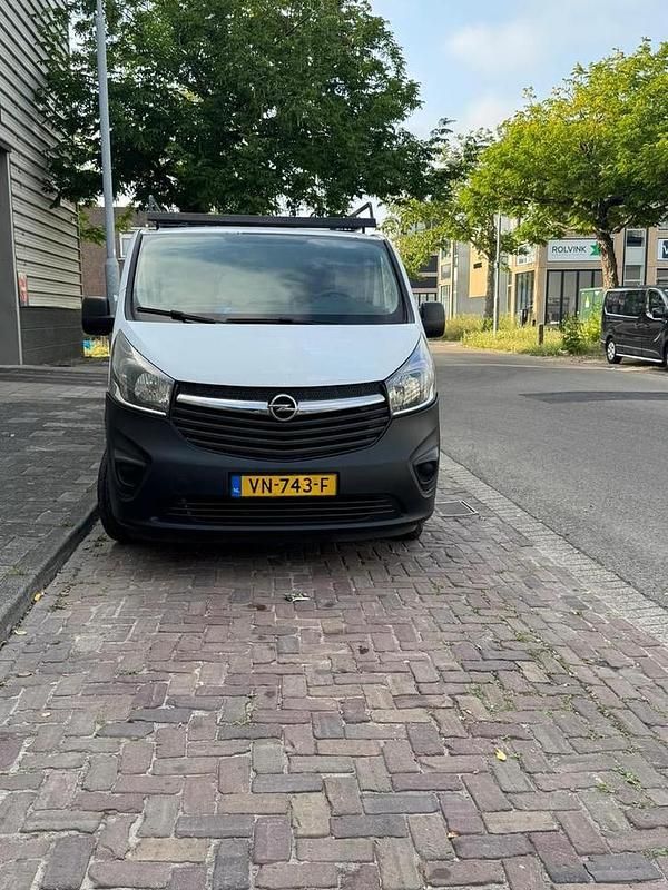 Gebruikt 2015 Opel Vivaro Van | € 4.999 (Goede deal) - Afbeelding 1/4