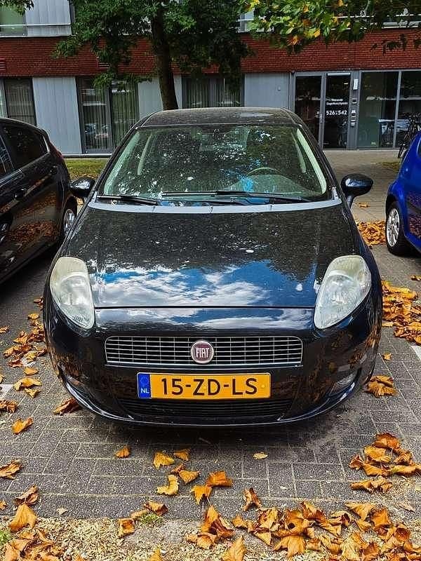 Zwart Gebruikt 2008 Fiat Punto Active Hatchback | € 2.250 (Goede deal) - Afbeelding 1/4