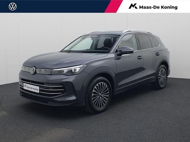 Grijs Gebruikt 2024 VW Tiguan Elegance SUV | € 42.440 (Goede deal) - Afbeelding 1/4