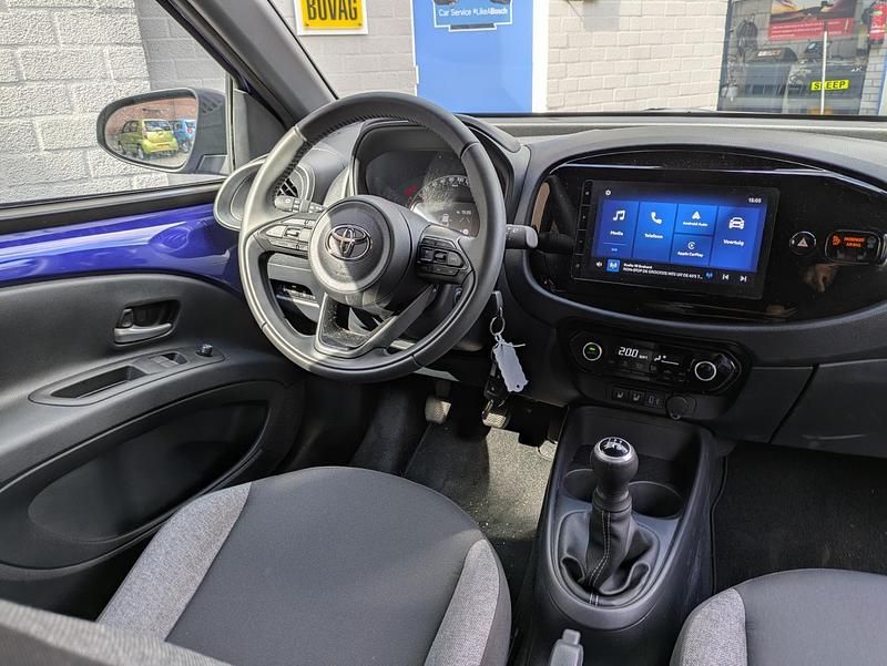 Occasion Toyota Aygo X Active 72 PK (52 kW) 2025 Blauw SUV