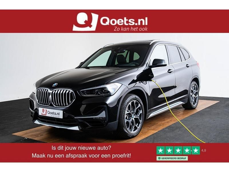 Zwart Gebruikt 2021 BMW X1 Executive SUV | € 30.950 (Eerlijke prijs) - Afbeelding 1/4