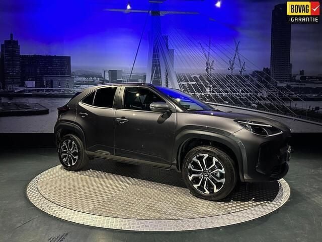 Suv Nieuw 2025 Toyota Yaris Cross SUV | € 32.795 (Eerlijke prijs) - Afbeelding 1/4