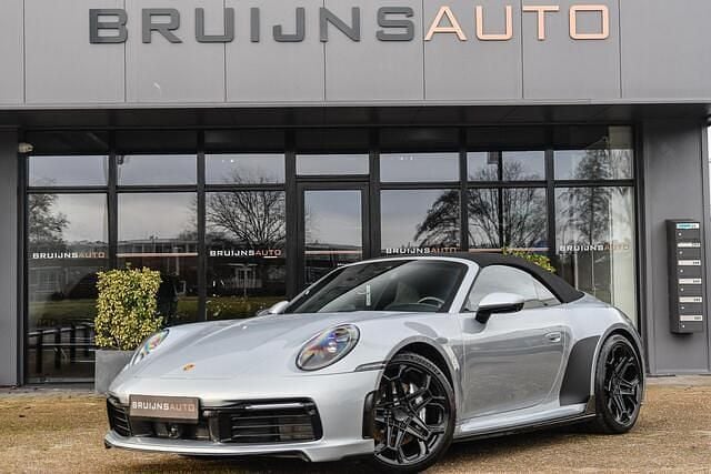 Grijs Gebruikt 2019 Porsche 911 Carrera 4S Cabriolet Sport Cabriolet | € 142.950 (Super prijs) - Afbeelding 1/4