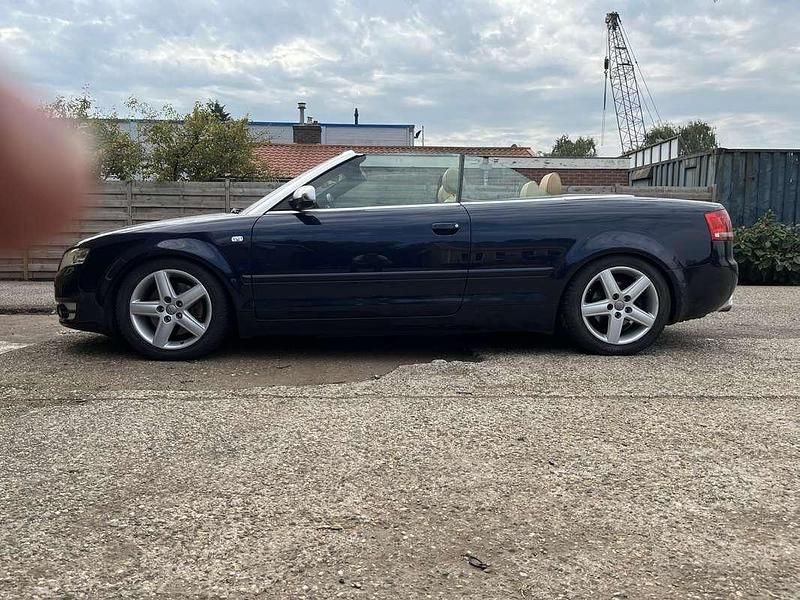 Blauw Gebruikt 2006 Audi A4 Cabriolet Proline Cabriolet | € 4.750 (Eerlijke prijs) - Afbeelding 1/4