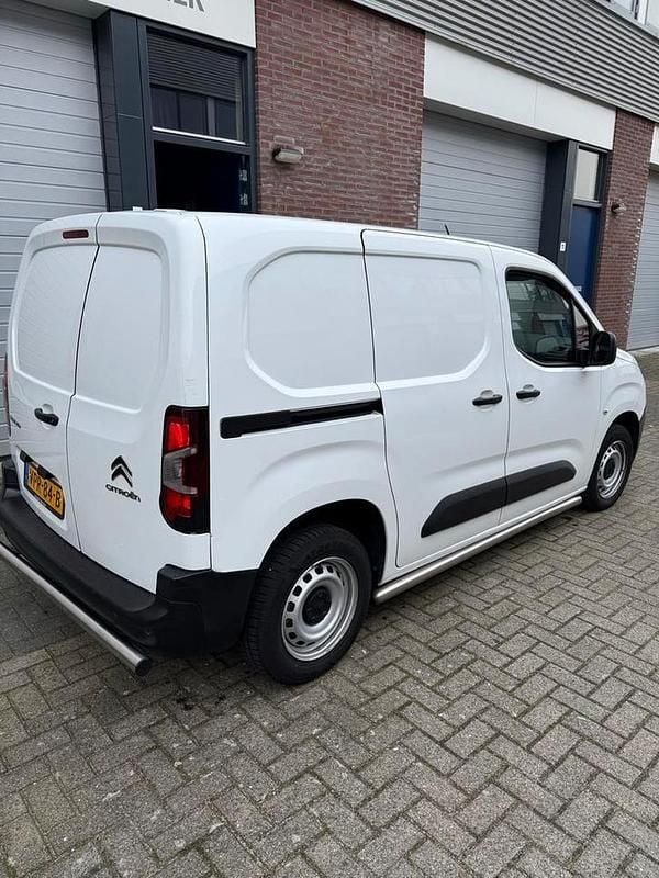 Occasion 2022 Citroën Berlingo MPV | € 11.250 (Goede deal) - Afbeelding 1/4