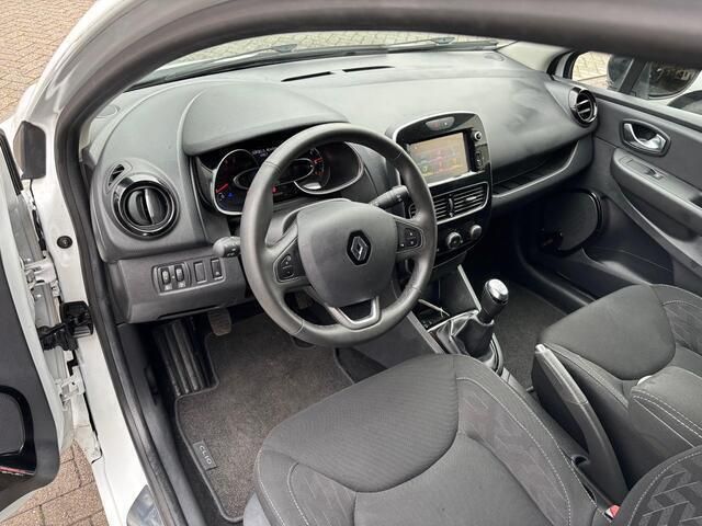Occasion Renault Clio GrandTour LIMITED 90 PK (66 kW) 2018 Wit Stationwagen
