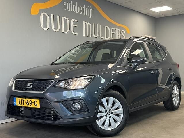 Grijs Gebruikt 2021 Seat Arona SUV | € 19.950 (Eerlijke prijs) - Afbeelding 1/4