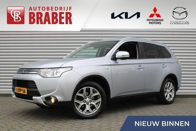 Grijs Gebruikt 2015 Mitsubishi Outlander Edition SUV | € 12.800 (Iets duurder) - Afbeelding 1/4