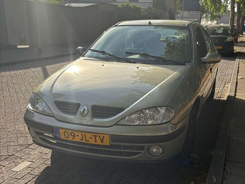 Occasion Renault Mégane II Expression 95 PK (69 kW) 2002 Groen Sedan