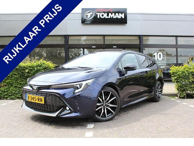 Blauw Gebruikt 2024 Toyota Corolla Plus Stationwagen | € 41.950 (Duur) - Afbeelding 1/4