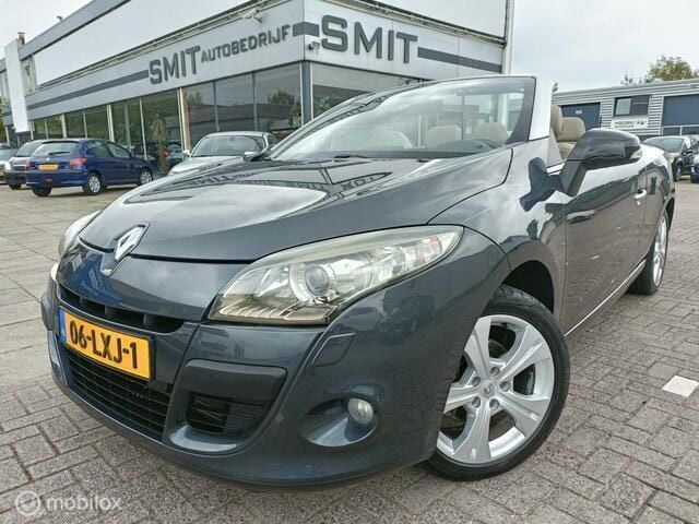 Grijs Occasion 2010 Renault Mégane Cabriolet Cabriolet | € 4.950 (Eerlijke prijs) - Afbeelding 1/4
