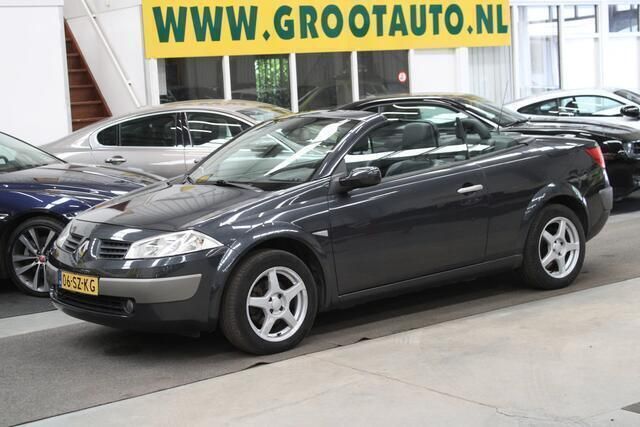 Grijs Gebruikt 2006 Renault Mégane Cabriolet Luxe Cabriolet | € 1.744 (Super prijs) - Afbeelding 1/4