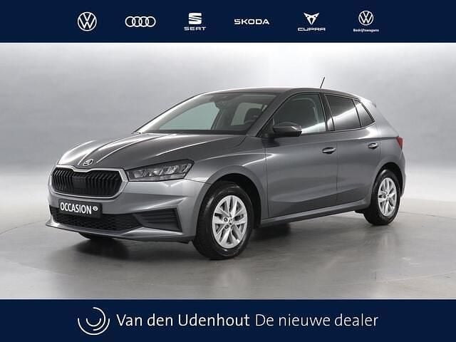 Grijs Occasion 2024 Skoda Fabia Ambition Hatchback | € 18.950 (Goede deal) - Afbeelding 1/4