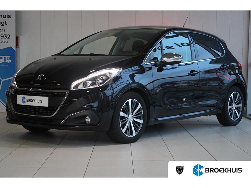 Zwart Gebruikt 2019 Peugeot 208 Allure Hatchback | € 13.395 (Super prijs) - Afbeelding 1/4
