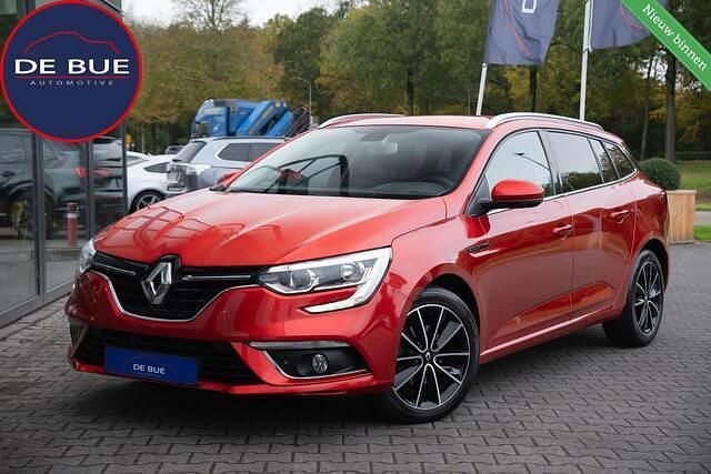 Rood Gebruikt 2017 Renault Mégane GrandTour Intens Stationwagen | € 10.911 (Goede deal) - Afbeelding 1/4