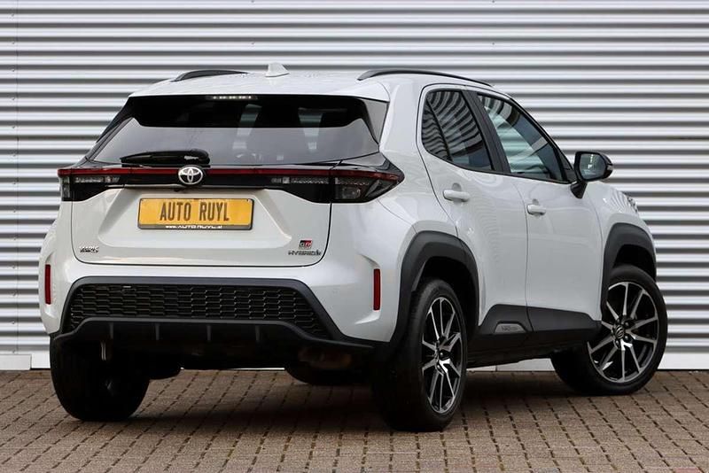 Occasion Toyota Yaris Cross Sport 92 PK (67 kW) 2023 Grijs SUV