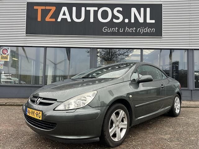 Grijs Gebruikt 2005 Peugeot 307 CC Cabriolet | € 2.999 (Eerlijke prijs) - Afbeelding 1/4