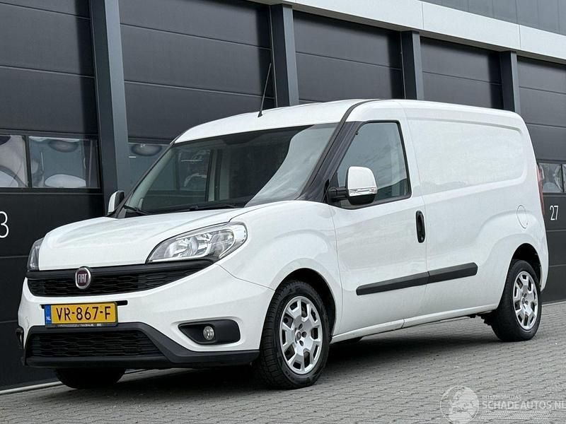 Wit Gebruikt 2015 Fiat Doblò MPV | € 4.950 (Goede deal) - Afbeelding 1/4