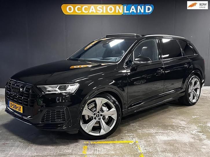Zwart (metallic) Gebruikt 2020 Audi Q7 Proline SUV | € 56.900 (Goede deal) - Afbeelding 1/4