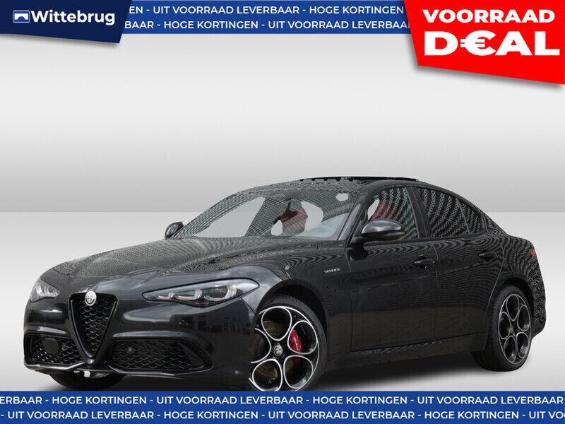 Zwart Nieuw 2024 Alfa Romeo Giulia Veloce Sedan | € 79.925 - Afbeelding 1/4