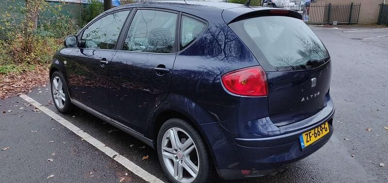 Occasion Seat Altea Reference 125 PK (91 kW) 2009 Blauw MPV