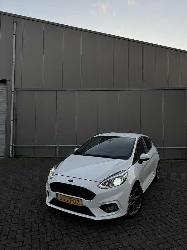 Wit Gebruikt 2020 Ford Fiesta ST-Line Hatchback | € 11.500 (Goede deal) - Afbeelding 1/4