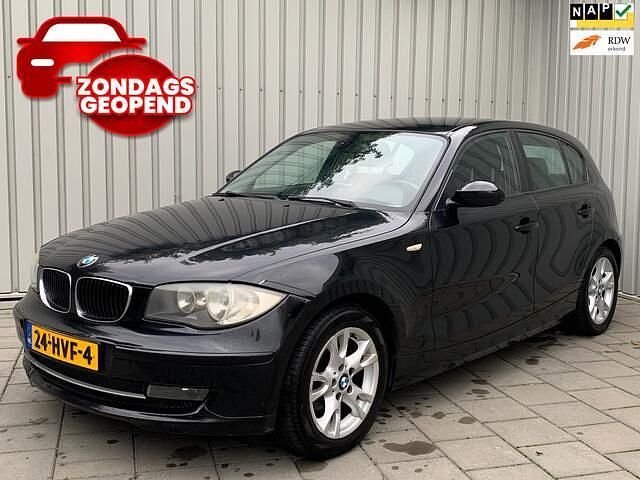 Zwart Occasion 2009 BMW 116 Hatchback | € 2.445 (Goede deal) - Afbeelding 1/4