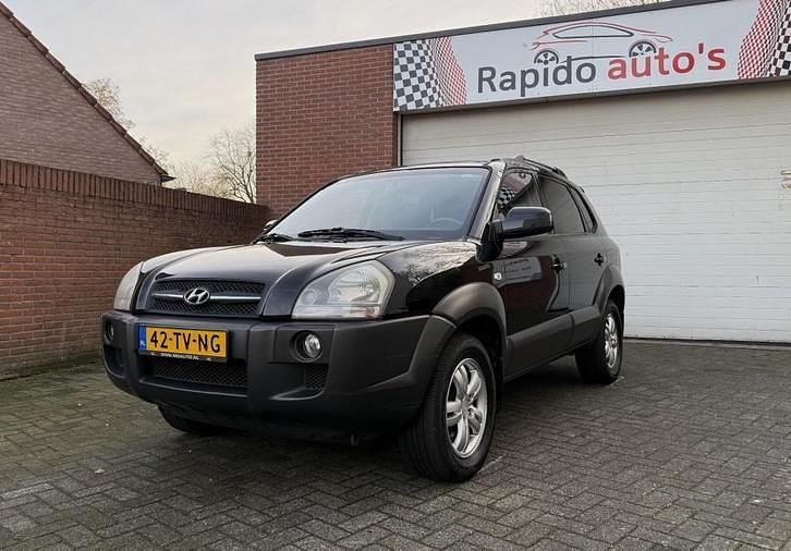 Occasion 2007 Hyundai Tucson Dynamiq SUV | € 2.499 (Eerlijke prijs) - Afbeelding 1/4
