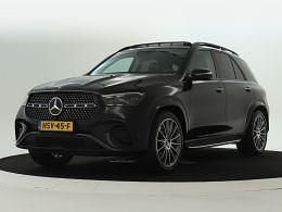 Donker obsidiaanzwart metallic Gebruikt 2024 Mercedes GLE400 AMG line SUV | € 89.995 - Afbeelding 1/3