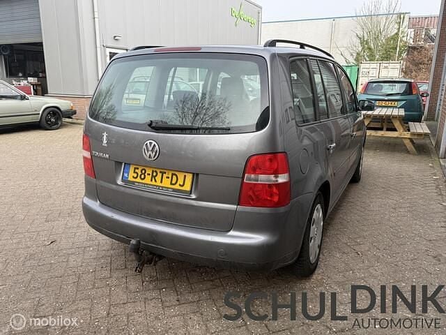 Occasion VW Touran 102 PK (75 kW) 2005 Grijs MPV