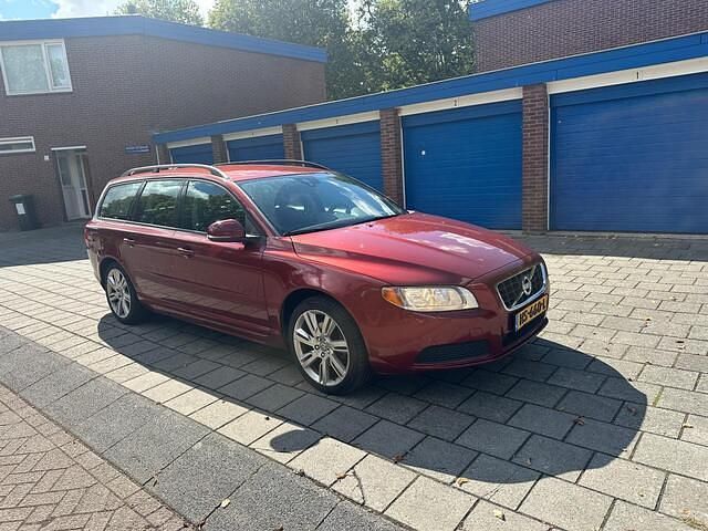Rood Gebruikt 2013 Volvo V70 Stationwagen | € 3.900 (Super prijs) - Afbeelding 1/4