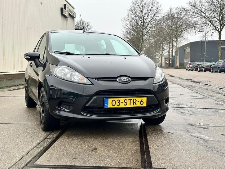 Occasion Ford Fiesta Limited 60 PK (44 kW) 2011 Zwart Hatchback