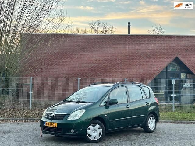 Groen Gebruikt 2002 Toyota Corolla Verso Sol MPV | € 2.650 (Eerlijke prijs) - Afbeelding 1/4