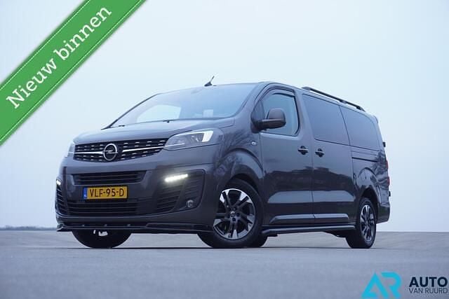Grijs Occasion 2021 Opel Vivaro Sport MPV | € 24.999 (Super prijs) - Afbeelding 1/4