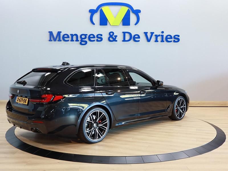 Occasion BMW 530 293 PK (215 kW) 2023 Zwart Stationwagen